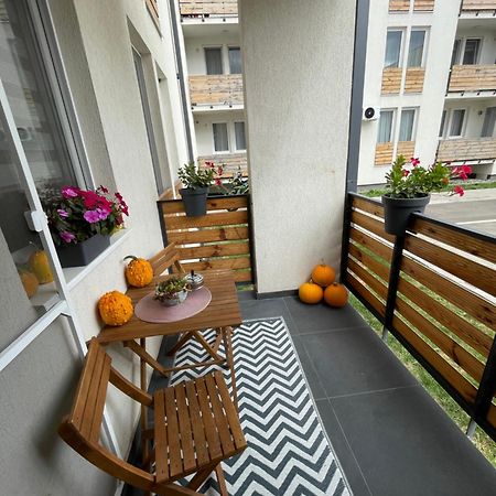 Apartament Bella Apartment Targu Mures Exterior photo