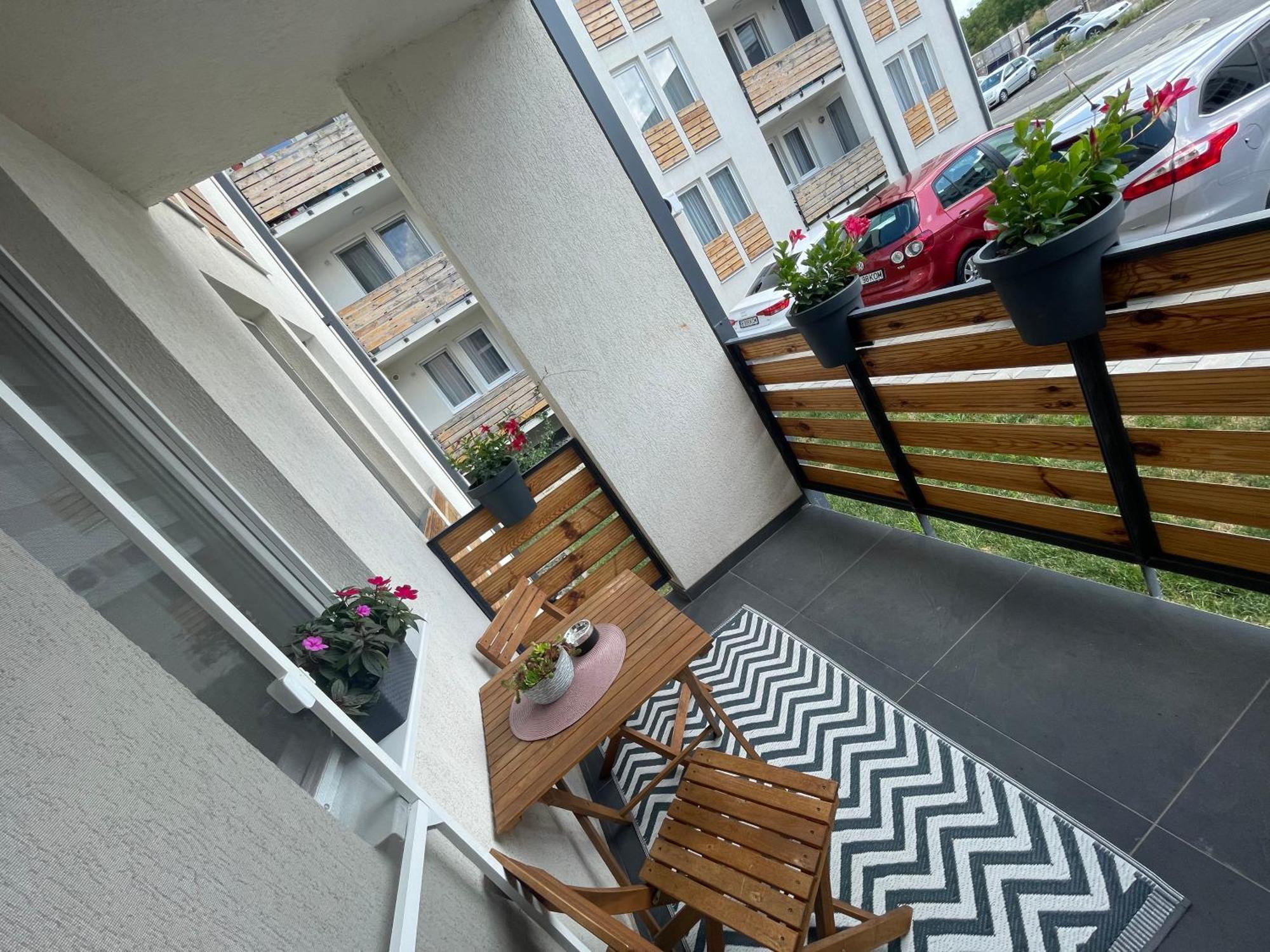 Apartament Bella Apartment Targu Mures Exterior photo